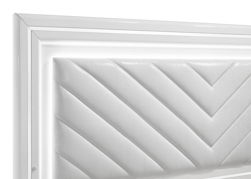 Cassia 4-piece Queen LED Bedroom Set White High Gloss