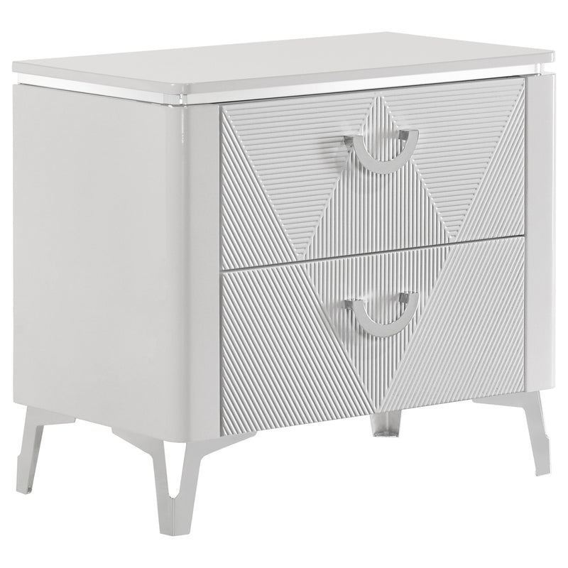 Cassia 5-piece Queen LED Bedroom Set White High Gloss