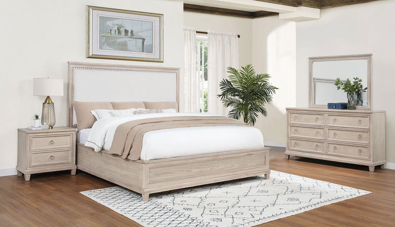 Pembroke 4-piece California King Bedroom Set Washed Oak