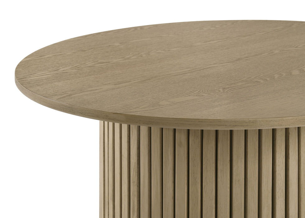 Hamlyn 43-inch Round Wood Dining Room Table Natural Oak
