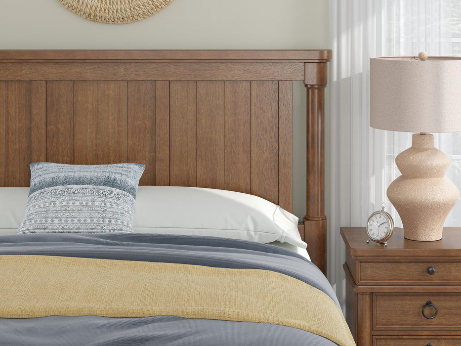 Rowlenstown California King Poster Bed