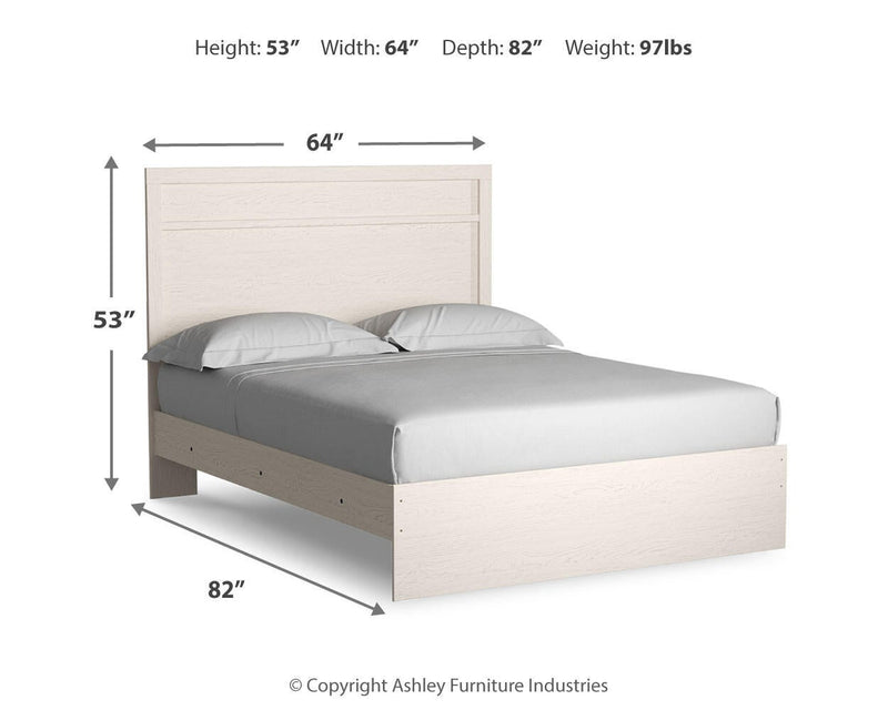 Stelsie Queen Panel Bed with Mirrored Dresser