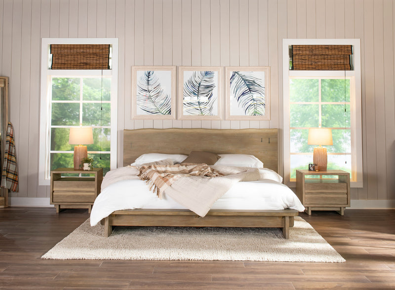 Stillwater California King Platform Weathered Oak