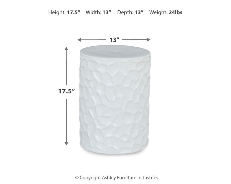 Jungrove I/O Stool